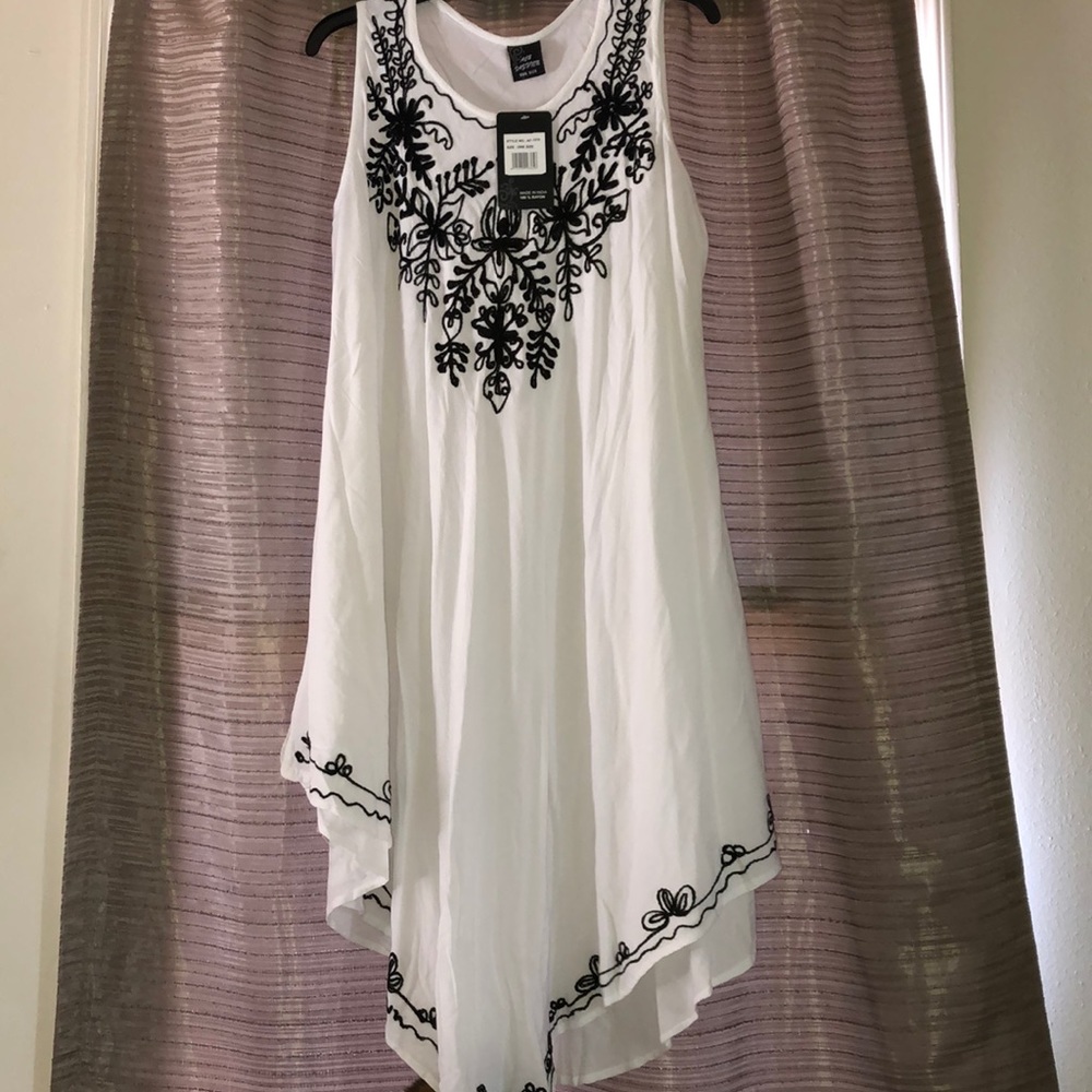 Comfortable One Size Embroidered Free Dress